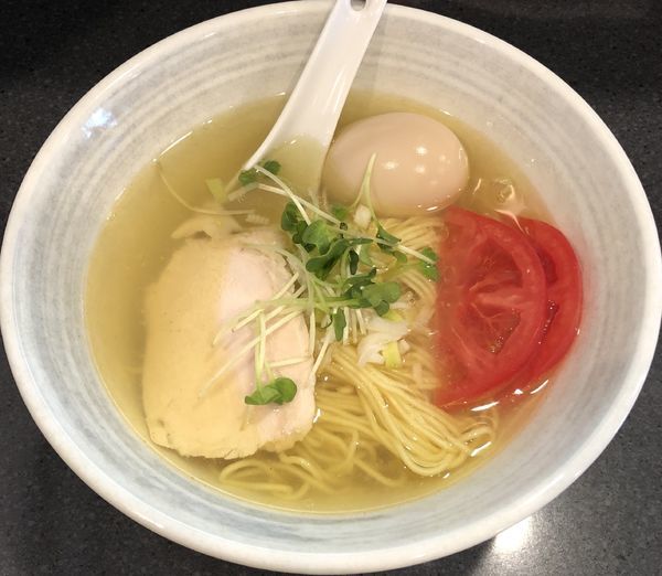 「塩ラーメン＋味玉（￥750＋￥100）」@石山商店の写真