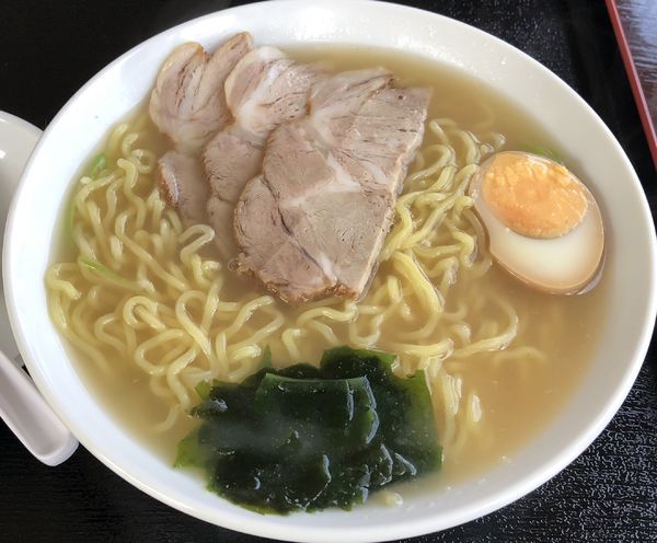 「ラーメン＋ギョウザのランチセット（￥850税別）」@佳味居鉄鍋炖の写真