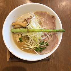 極濃鶏ラーメン