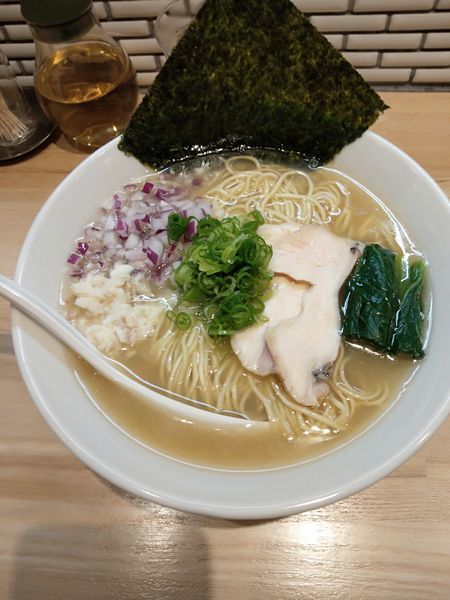 「鯛と浅利の塩そば」@中華ソバ ビリケンの写真