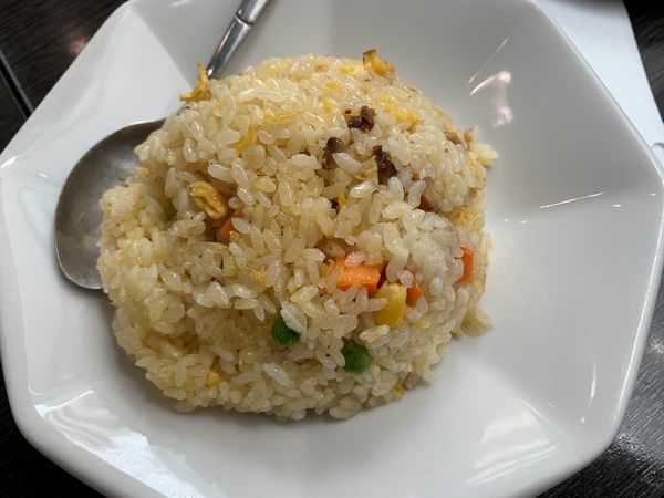 「マーボ―麺＋半チャーハン」@中華料理 金龍の写真