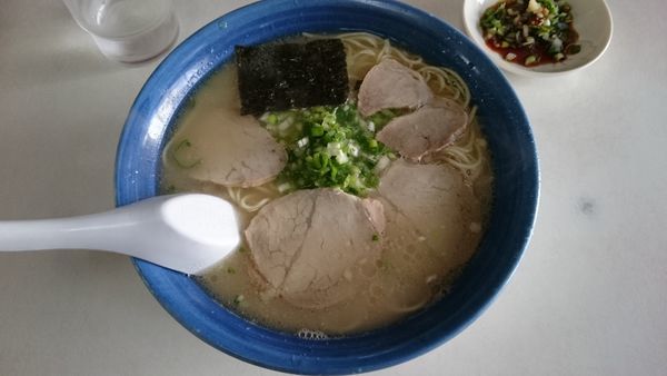 「ラーメン680円+餃子250円」@駅前ラーメン ビッグワンの写真
