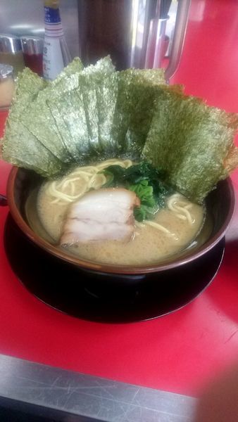 「醤油ラーメン かためおおめ 海苔まし ×2 ライス」@丸子家の写真