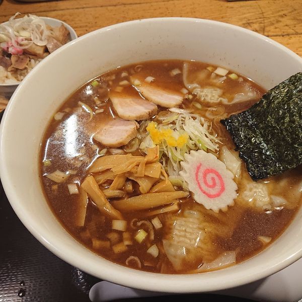 「ワンタン中華そば並980円、焼豚丼小180円」@中華そば・つけ麺 タナカ90の写真