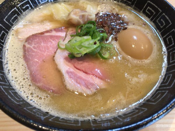 「特製白湯ラーメン」@中村麺三郎商店の写真