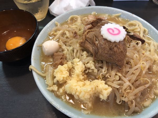 「ラーメン（麺半分＋生卵）」@自家製麺 No11の写真