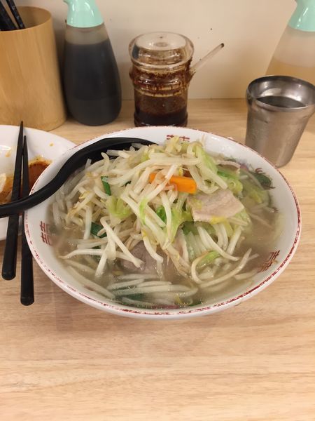 「タンメン餃子セット1,000円」@タンメンしゃきしゃきの写真