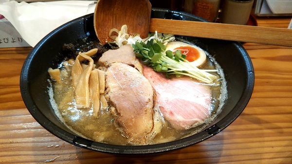 「ニンニク煮干しらぁめん850円」@麺家 大森の写真