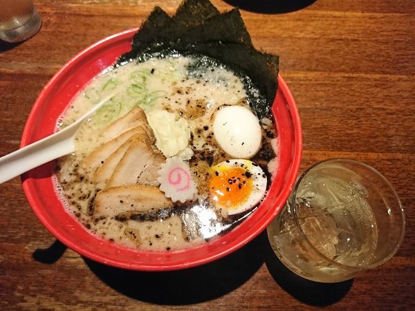 「特製焦がし豚骨麺(1290円)」@西麻布 五行の写真