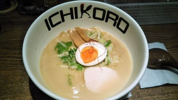 「純鶏そば」@鶏そば十番 156 ICHIKORO 麻布十番店の写真