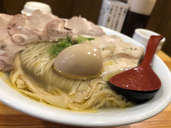 「特選塩そば」@自家製麺 竜葵の写真