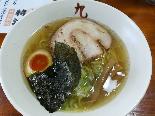 「中華そば 塩(竹)半玉子」@中華そば屋 大泉 九の写真