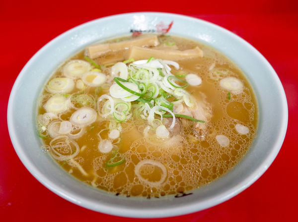 「醤油ラーメン…800円‬」@梅光軒 旭川本店の写真