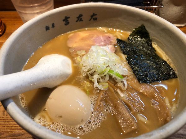 「味玉ラーメン」@麺屋吉左右の写真
