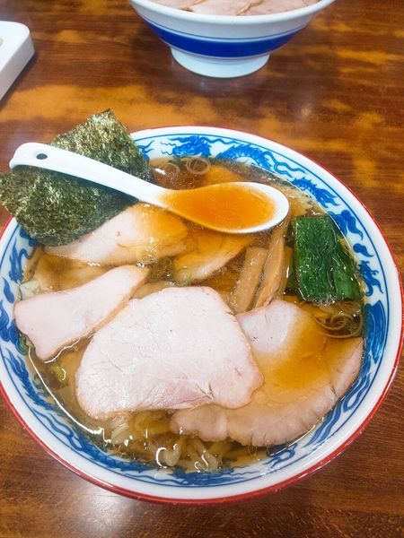「焼豚ワンタン麺  1210円」@とら食堂の写真