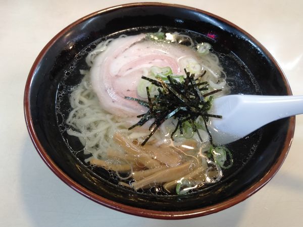 「しおらーめん」@麺や 手ごね竹の写真
