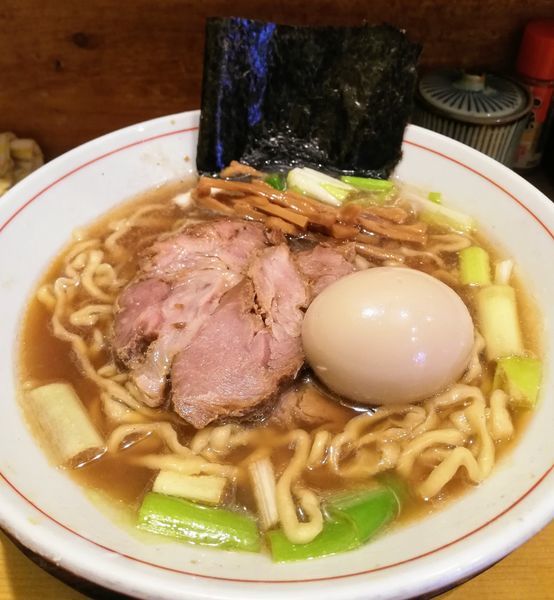 「中華そば､味付けたまご」@中華そば 葉山の写真