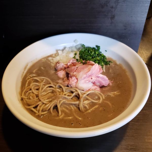 「【限定】重厚煮干そば」@灰汁中華 丿貫 福富町本店の写真