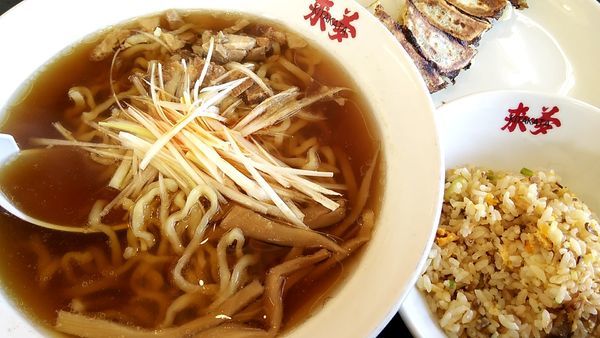 「ラーメン、餃子、炒飯」@喜多方ラーメン 来夢 会津若松駅前店の写真