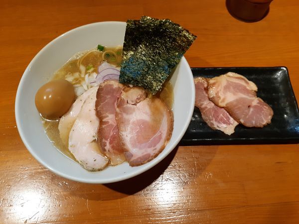 「特製中華蕎麦+豚チャーシュー」@亀戸煮干中華蕎麦 つきひの写真