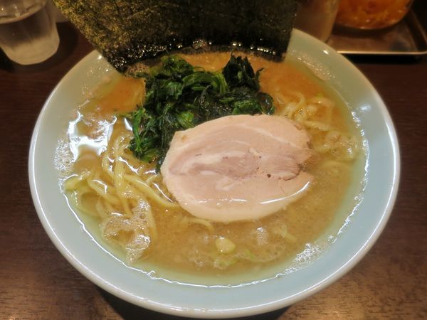 「らーめん 並 ７５０円 ※多め/普通/普通」@横浜家系らーめん いずみ家の写真