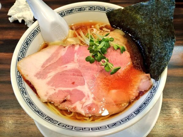 「ワンタンメン」@稲荷屋の写真