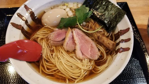 「鴨清湯醤油らーめん　味玉」@鴨麺 あら井の写真