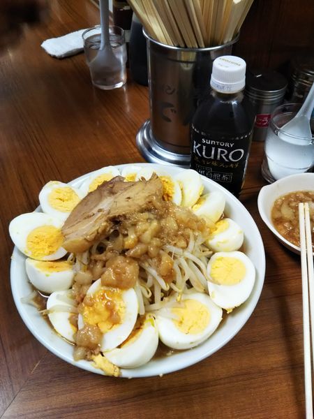 「ラーメン(半分)+ゆでたまご沢山」@ラーメンの店 どでん 北浦和店の写真