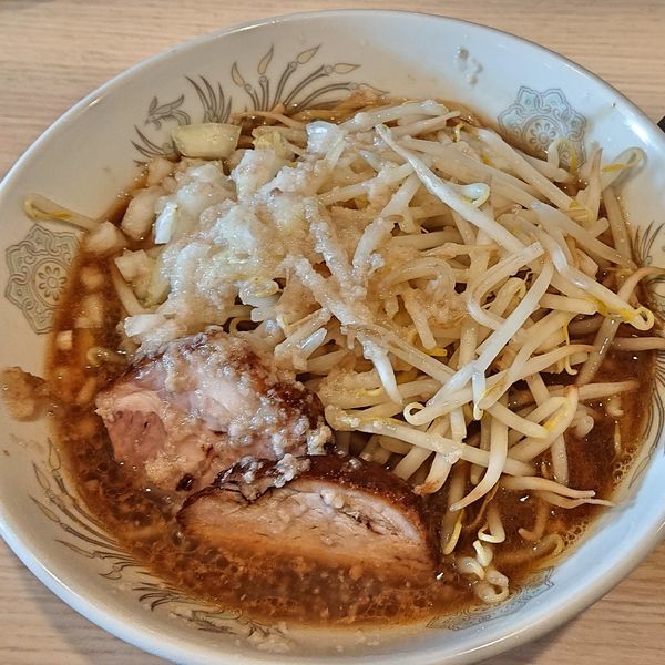 「佐藤さん　麺150g　玉葱　アブラ　ヤサイ　700円」@麺＆cafe Coi.Coi.の写真