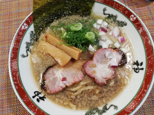 「背脂煮干しそば」@らーめん セアブラノ神 壬生本店の写真