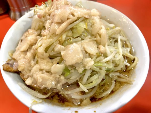 「豚入りラーメン　ニンニク・アブラ・カラメ」@ラーメン二郎 仙川店の写真