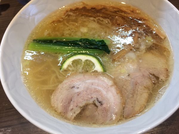 「期間限定ぶしゅかん塩ラーメン¥900」@支那そばや 本店の写真