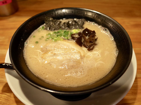 「博多ラーメン…780円、明太子ご飯…150円」@二代目 白神の写真