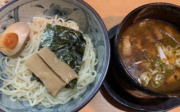 「醤油つけ麺」@焦がしねぎらーめん 葱次郎 大宮西口店の写真