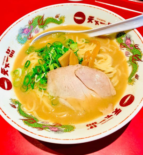 「サービスセット（ラーメン+半炒飯+餃子）」@天下一品 八幡山店の写真