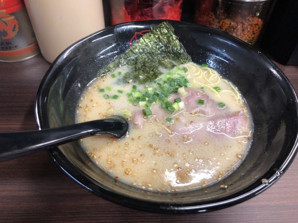 「博多ラーメン 600円」@博多ラーメン 長浜や 立川店の写真