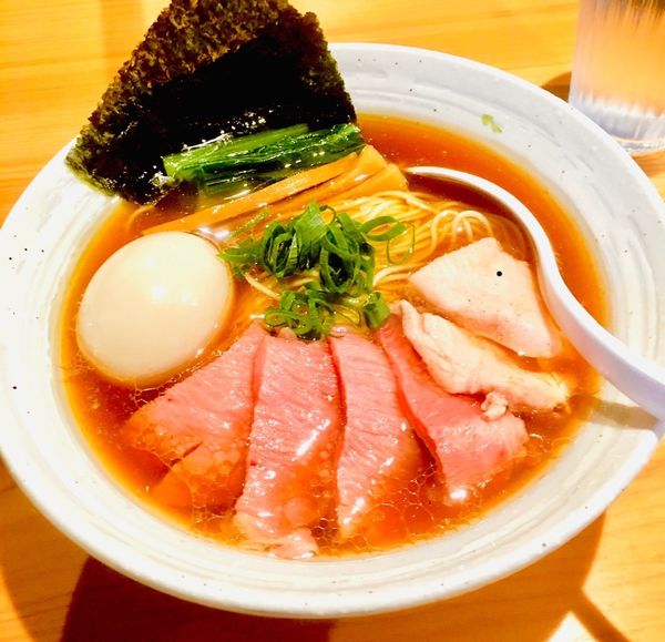 「特性醤油らーめん」@麺屋 さくら井の写真