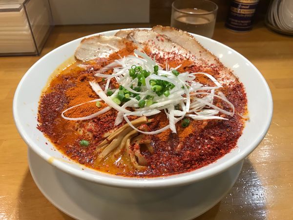 「赤鬼 大盛」@自家製中華そば 麺の虜の写真