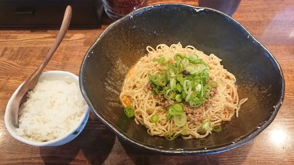 「汁なし担々麵（大盛） 680円 + 半ライス 50円」@汁なし担担麺専門 キング軒 東京店の写真