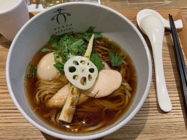 「清湯醤油（味玉） 880円」@案山子の写真