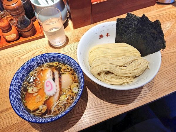 「特製清湯つけそば」@つけそば 神田勝本の写真