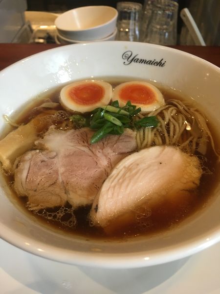「醤油味玉らーめん」@麺処 山一の写真