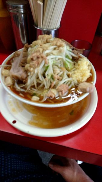 「大豚850円麺固め全増し」@ラーメン二郎 上野毛店の写真