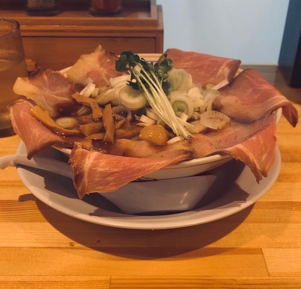 「サバ醤油そば チャーシュー」@サバ6製麺所 阪急梅田店の写真