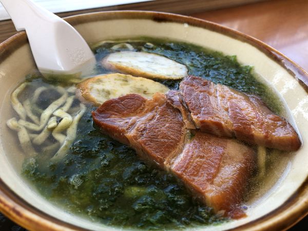 「アーサそば（中）750円」@なかむらそばの写真