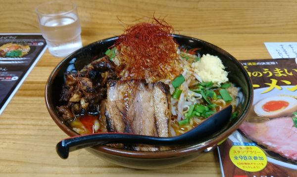 「辛二郎 とろり ニンニクショウガ」@中華麺酒家 からっ風の写真