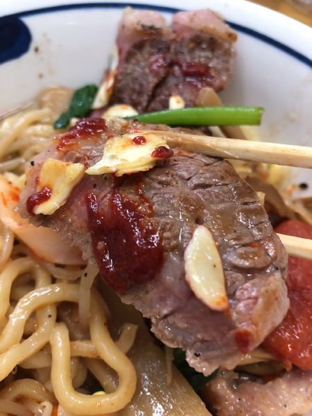 「【9月限定】手作り牛脂で和牛和え蕎麦 トマトを添えて」@MENYA 食い味の道有楽の写真