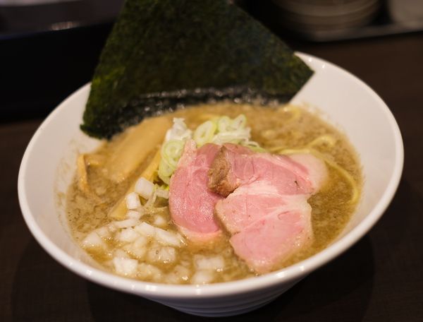 「背脂煮干しそば」@麺屋 りゅうの写真