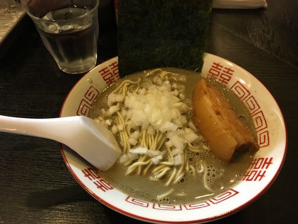 「濃厚中華そば」@中華ソバ 伊吹の写真