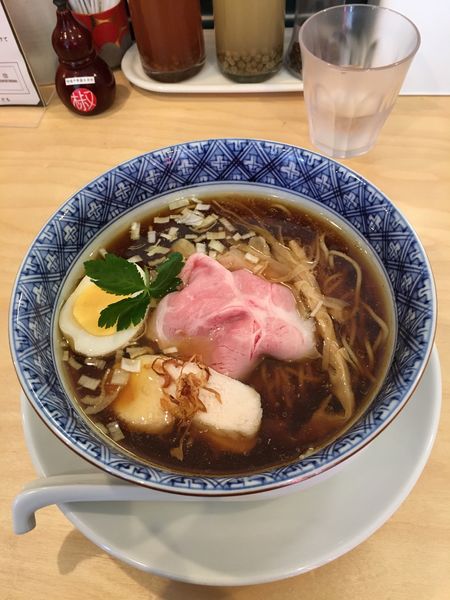「特製中華そば」@麺や椒の写真